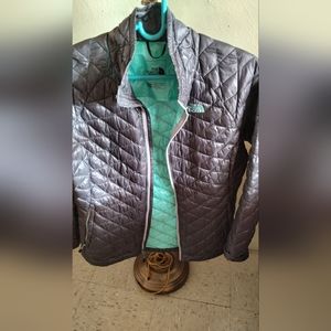 The northface lightweight jacket EUC